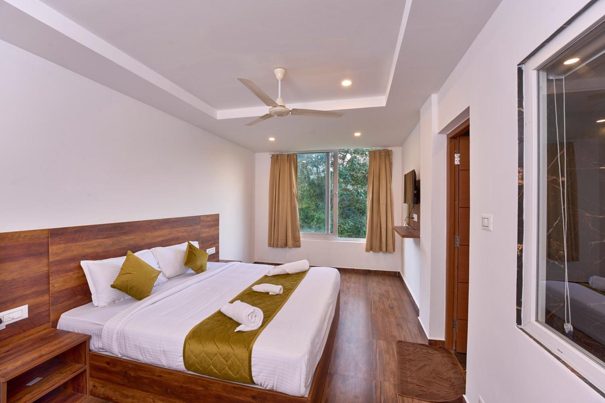 Velvet Revive Munnar Hotel Buitenkant foto
